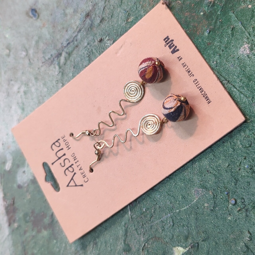 NWT Aasha by Anju Sari Scrap Gold Look Wire Spiral Bohemian Dangle DropEarrings